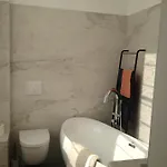 La Traversiere-chambre D'hotes 住宿加早餐酒店 图尔