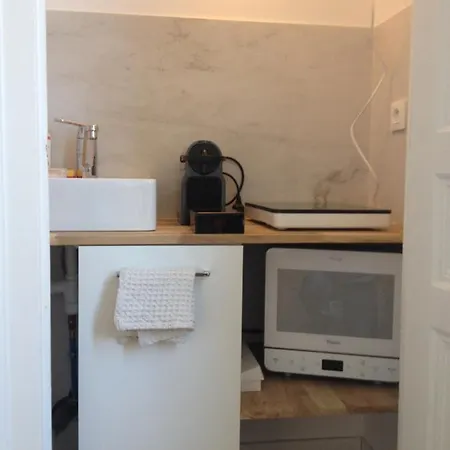 La Traversiere-chambre D'hotes 2* Tours