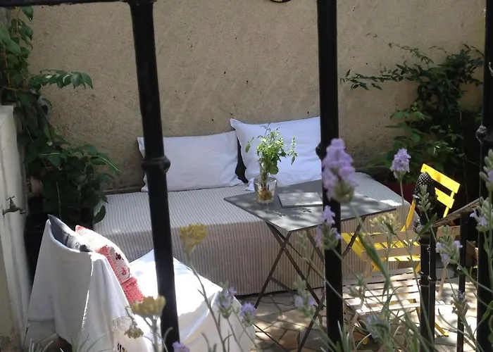 La Traversiere-chambre D'hotes 2*